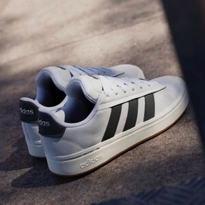 Adidas Grand Court Alpha Sneakers NWT White Woman’s 9